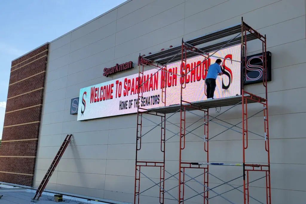 School LED display - T7